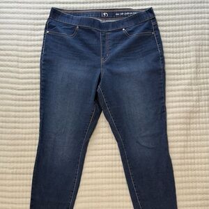 New Directions Women’s Pull-on Skinny Jean- size 16R